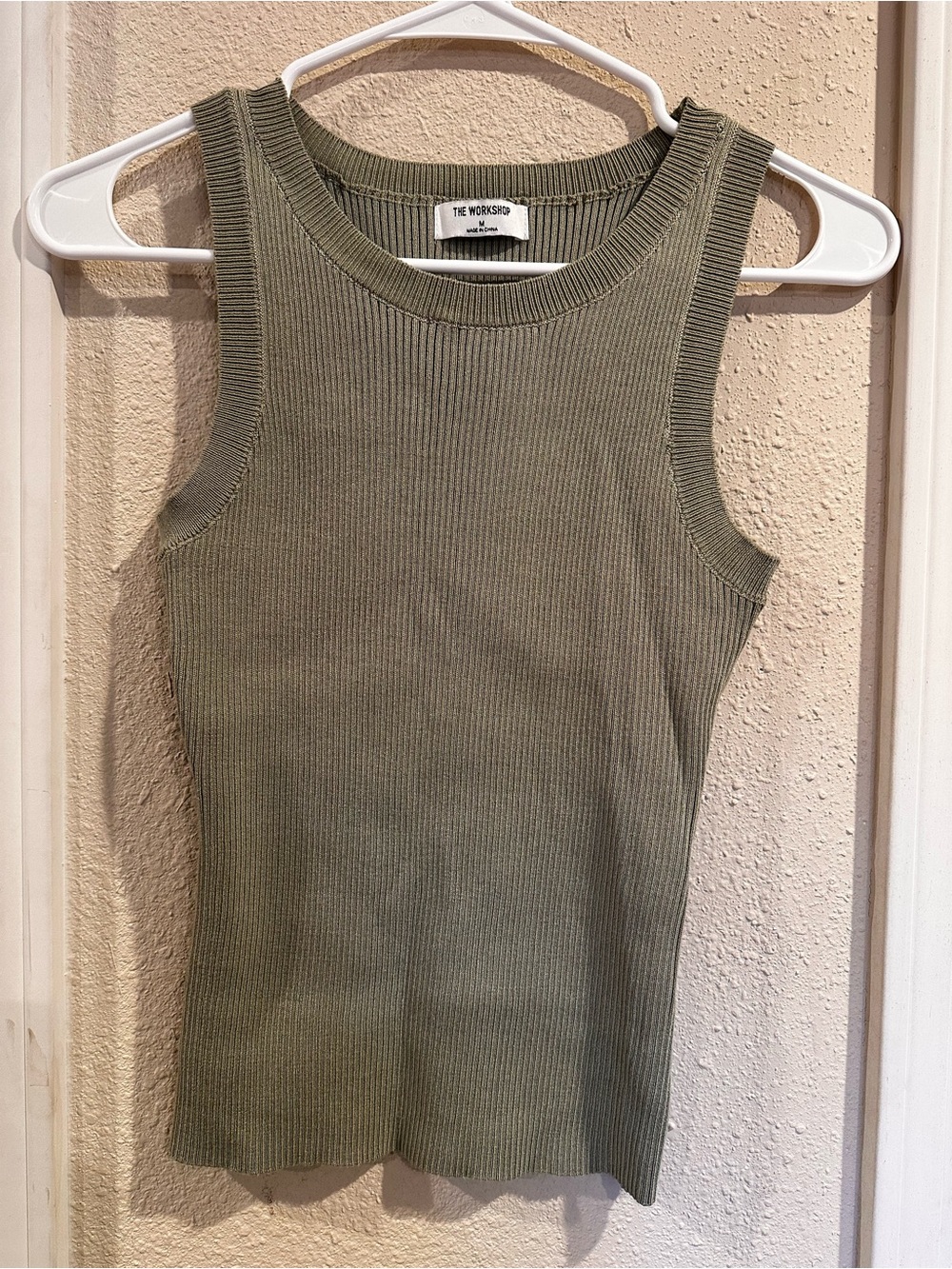 The Workshop Olive Ribbed Tank Top Size Medium 0409